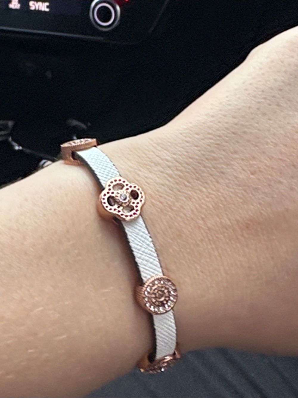 Henri Bendel Bracelet White